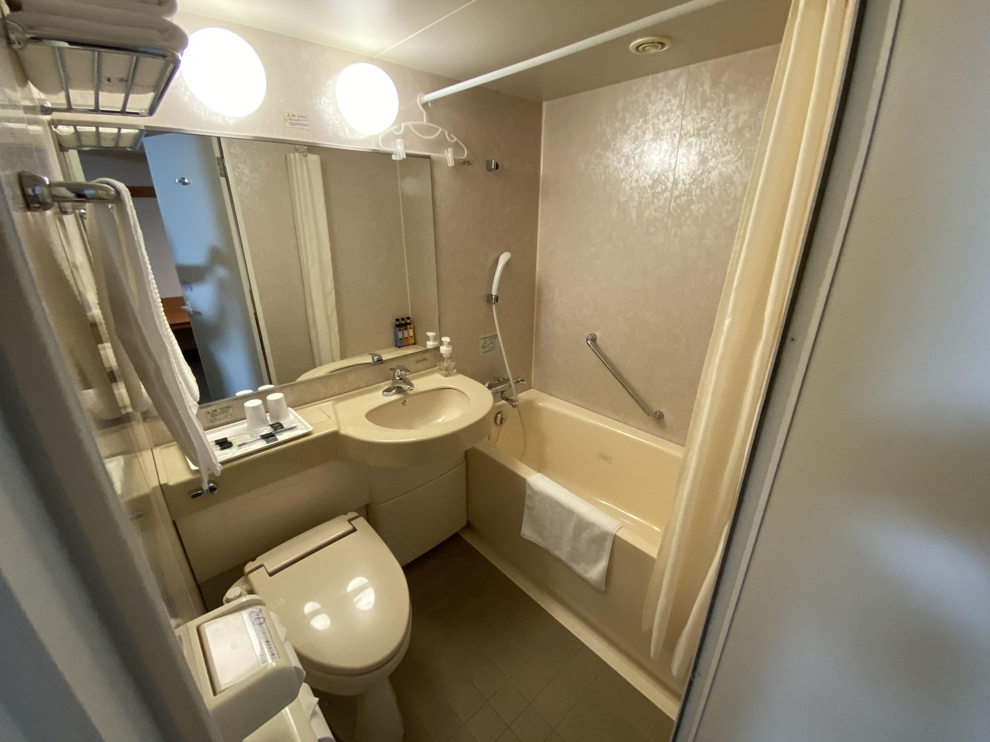 Daiwa Roynet Hotel Toyama Station Zewnętrze zdjęcie