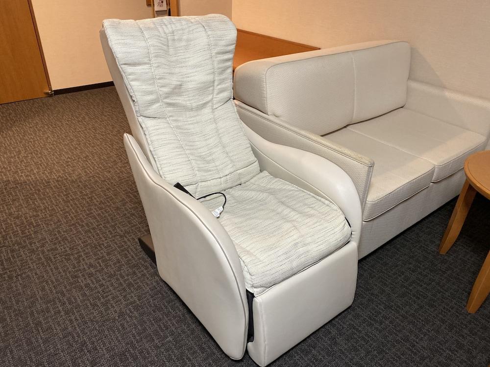 Daiwa Roynet Hotel Toyama Station Zewnętrze zdjęcie