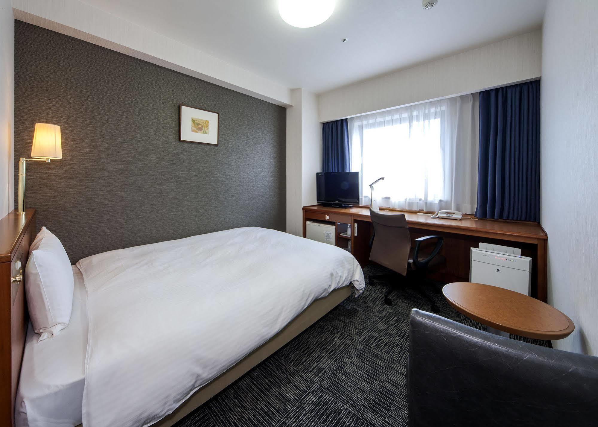 Daiwa Roynet Hotel Toyama Station Zewnętrze zdjęcie